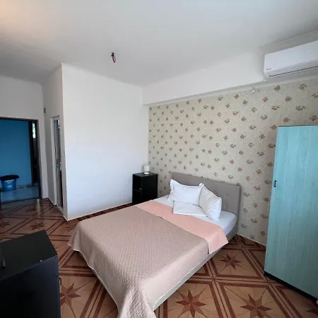 招待所 Asterias 3*